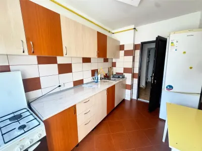 Apartament 2 camere de inchiriat în Ploiesti â€“ Zona Republicii â€“ Decomandat, centrala proprie - foto 8