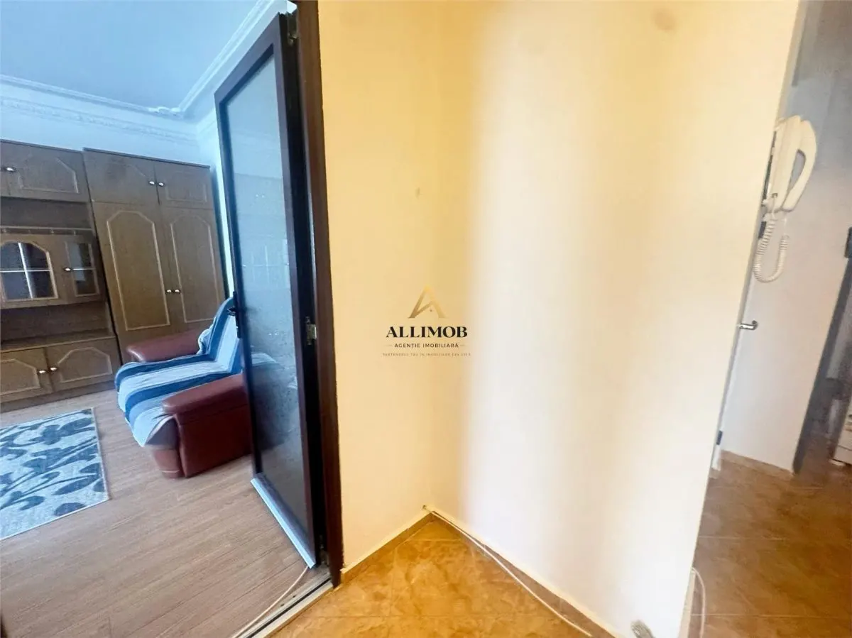 Apartament 2 camere de inchiriat în Ploiesti â€“ Zona Republicii â€“ Decomandat, centrala proprie - foto 9
