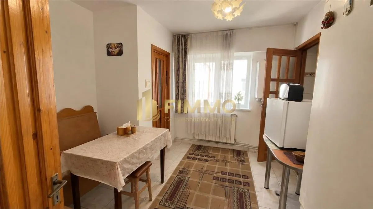 Apartament 3 camere | 71 mp |  Decomandat | Obcini | ID : 1908 - foto 4