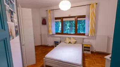 Vanzare apartament 80 mp | Popa Nan | vila superba P+1E | parter | intrare separata | renovat | amenajat | - foto 5