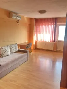 Grsoniera zona Obor - Bucuresti