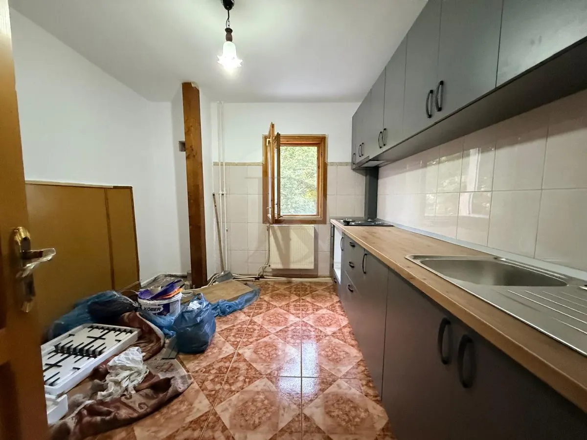 2 camere decomandat – Arcu 55 mp etaj 2 aproape de Piata Unirii și Copou - foto 3