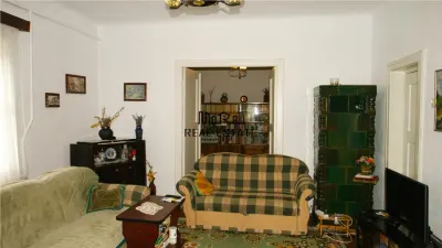 REPOZITIONARE PRET! Jumatate duplex in Criscior, Hunedoara - foto 4