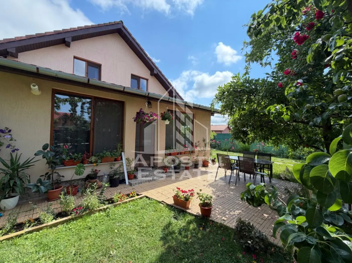 Casa individuala de vanzare cu 4 camere, in Sanmihaiu Roman - foto 1