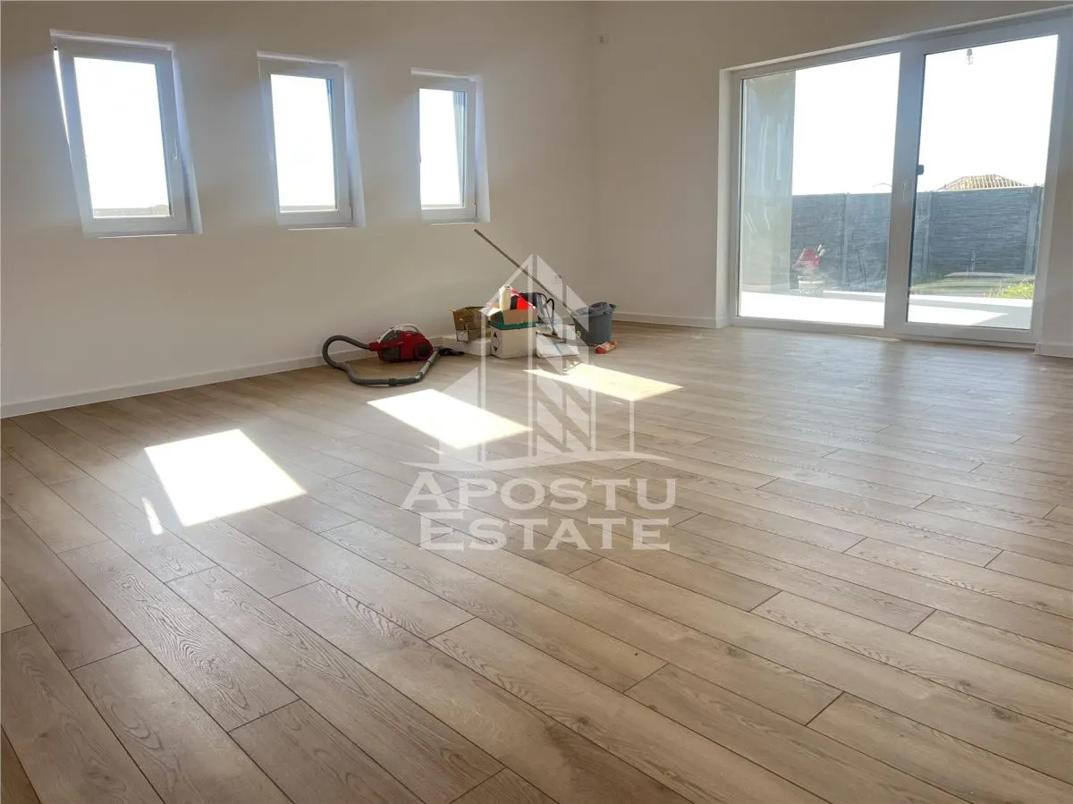 Casa individuala cu 4 camere, teren de 500mp, in Sacalaz - foto 4