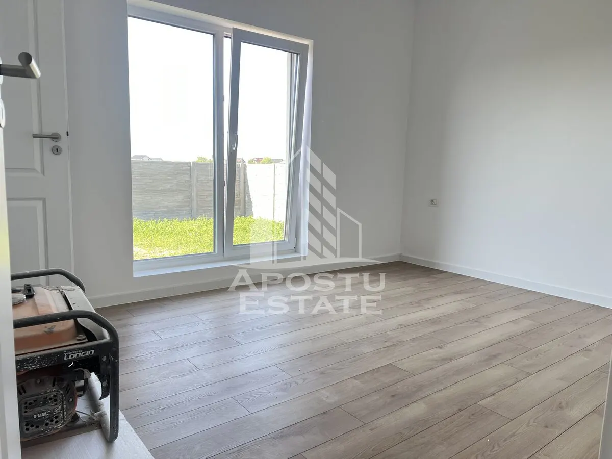 Casa individuala cu 4 camere, teren de 500mp, in Sacalaz - foto 5