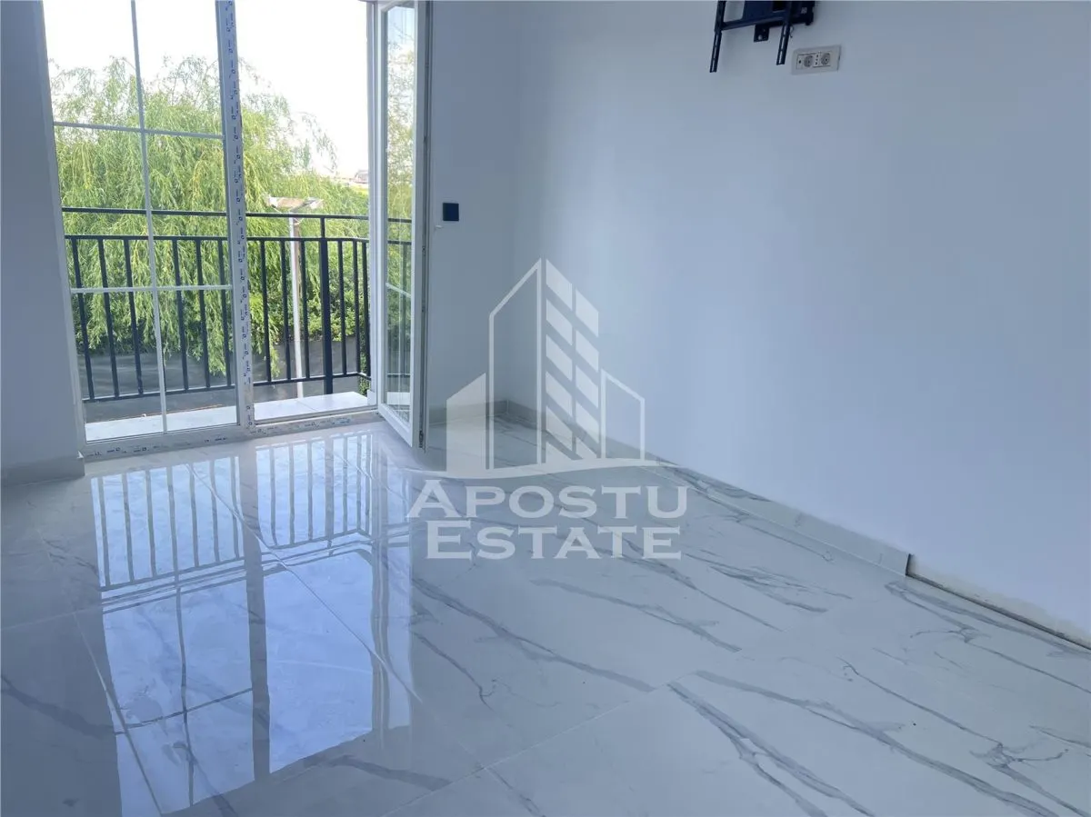 Duplex P+ E, cu 3 camere, in Sanandrei - foto 2