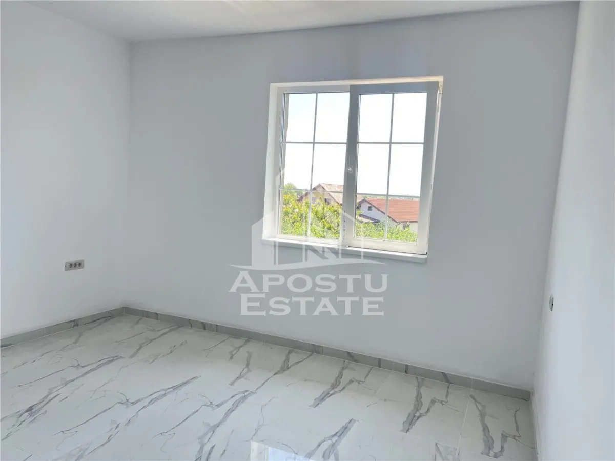 Duplex P+ E, cu 3 camere, in Sanandrei - foto 3