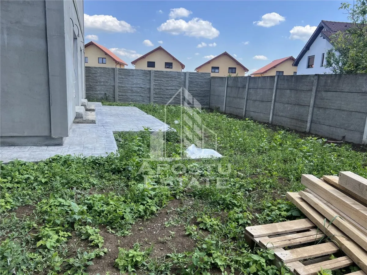 Duplex P+ E, cu 3 camere, in Sanandrei - foto 9