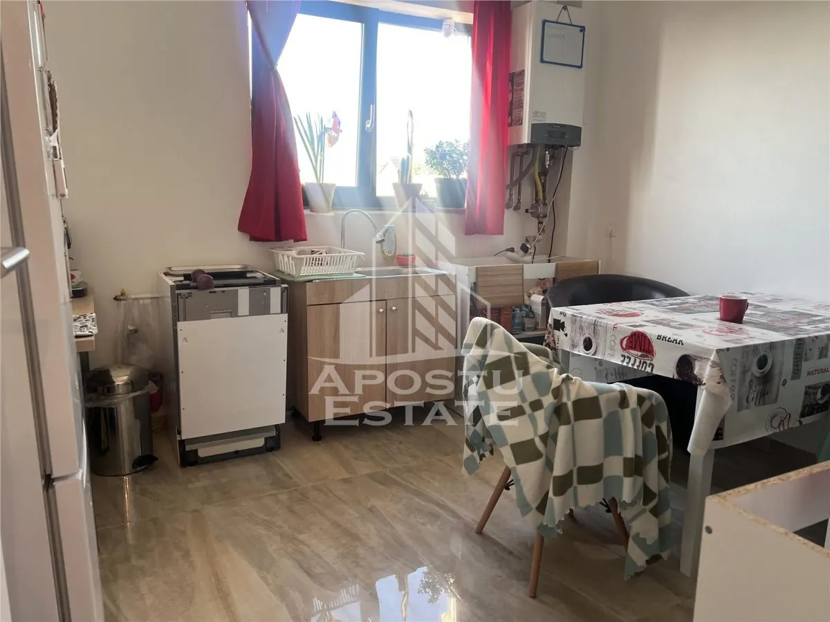 Duplex cu 3 camere, loc de parcare in curte, in Sanandrei - foto 7