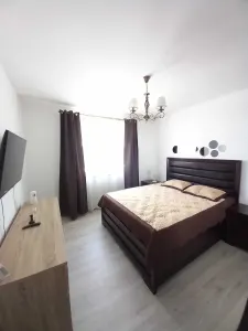 Apartament cu 2 camere, terasa generoasa, parcare privata, Tractorul, Brașov - foto 3