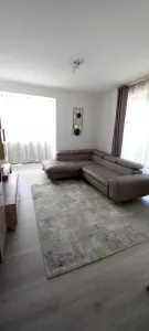 Apartament cu 2 camere, terasa generoasa, parcare privata, Tractorul, Brașov - foto 7