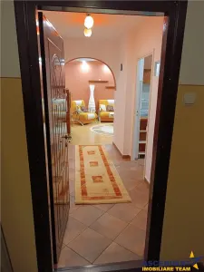Decomandat ariat, confort si vedere panoramica, Centru Civic, Brasov - foto 3