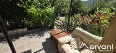 Casa cu 4 camere de vanzare in Campina - foto 2