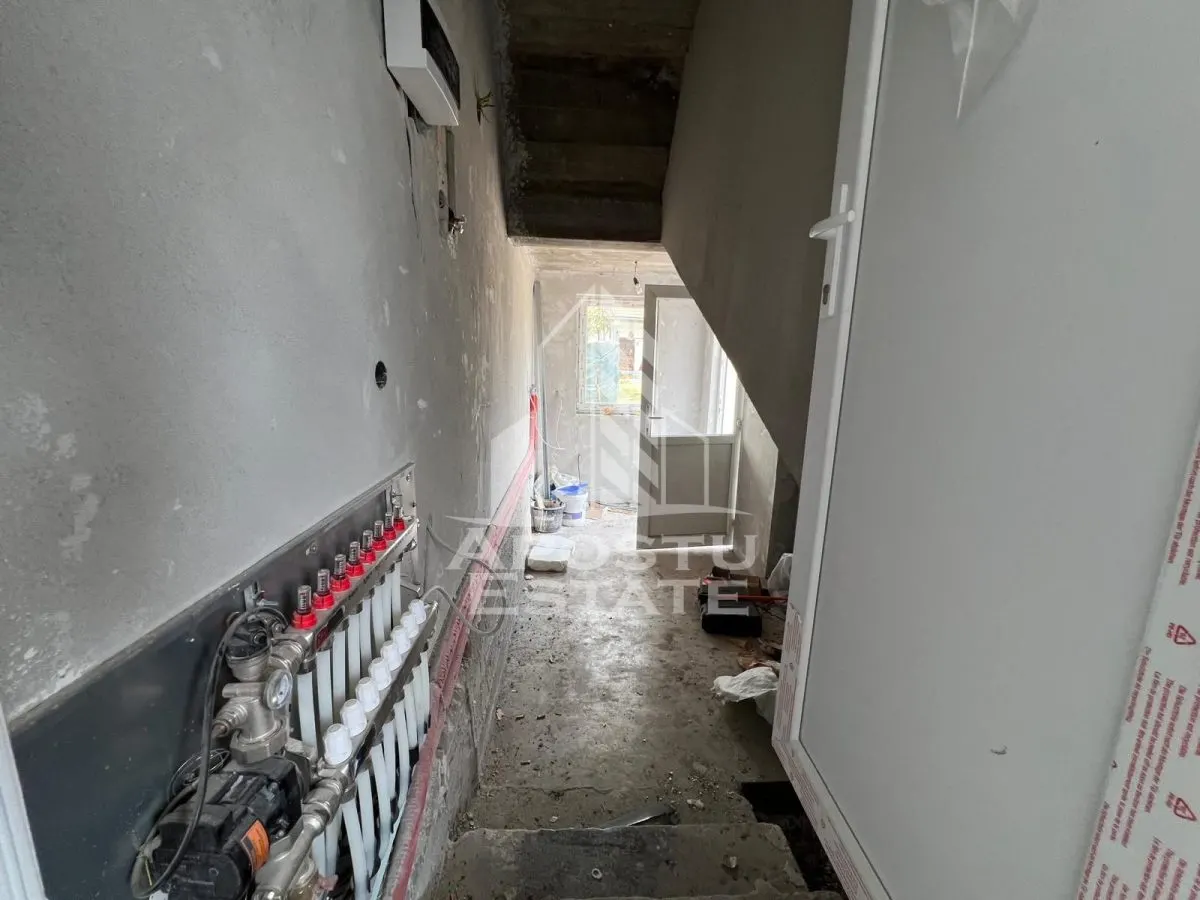 Casa individuala pe etaj de vanzare, renovata complet, Becicherecu Mic - foto 13