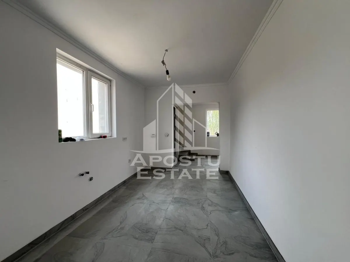 Casa individuala pe etaj de vanzare, renovata complet, Becicherecu Mic - foto 3