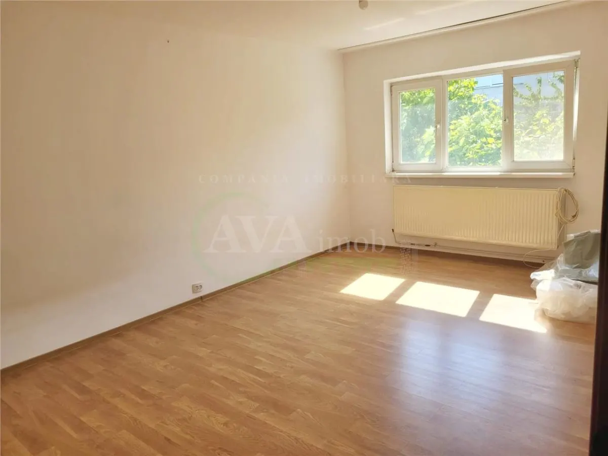 Apartament 2 decomandate, cu centrala, zona Nord - foto 1