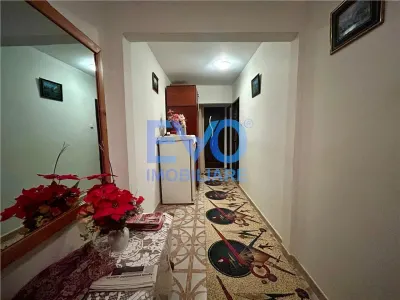 APARTAMENT 3 CAMERE,  MOBILAT SI UTILAT, FRUMOASA - foto 6