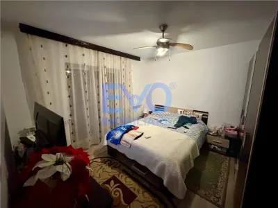 APARTAMENT 3 CAMERE,  MOBILAT SI UTILAT, FRUMOASA - foto 9