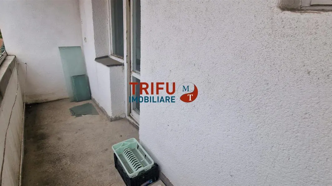 Apartament 3 camere, 2 bai, garaj, boxa zona Cetate - foto 9