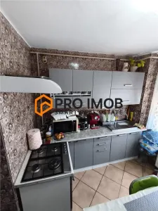 Apartament 2 camere cf 1 semidecomandat zona Unirii Sud - Buzau