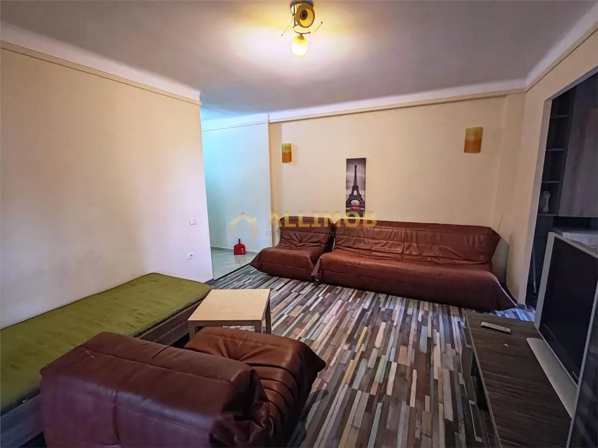 Apartament 2 camere in Ploiesti, zona ultracentrala - foto 3
