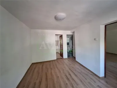 Casa renovata in 2026, 4 camere â€“ Margineni | Teren 600 mp - foto 5