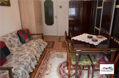 Ap. 3 Camere si 2 Bai cu Garaj de Vanzare Zona Corina - foto 2