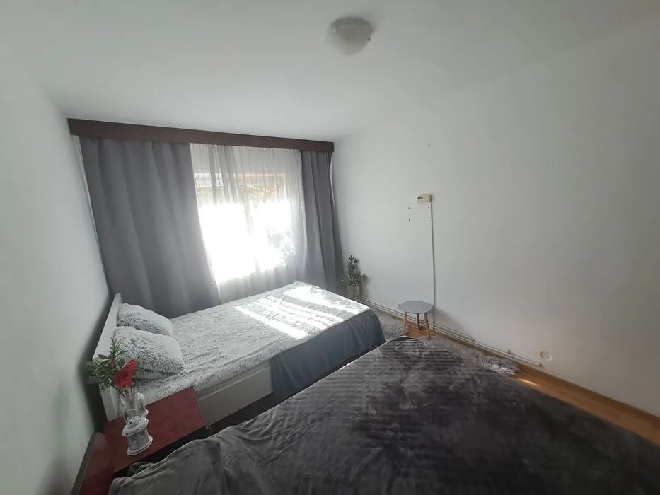 Apartament 2camere decomandat etaj 2 Racadau - foto 3