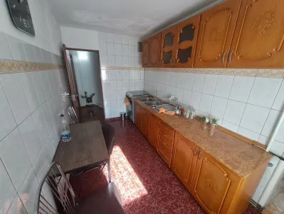 Apartament 2camere decomandat etaj 2 Racadau - foto 5