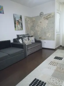 Garsoniera renovata, mobilata zona Astra - Brasov