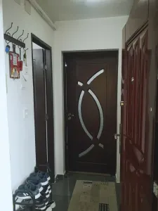 Garsoniera renovata, mobilata zona Astra - foto 4