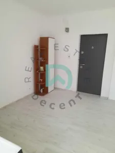 Garsoniera Judetean, renovata, Brasov - foto 3