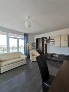 De inchiriat apartament 3 camere ARED cu parcare inclusa - Oradea