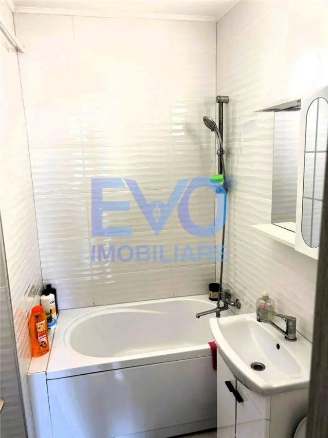 APARTAMENT 3 CAMERE DE INCHIRIAT, TATARASI - foto 4