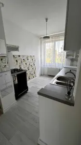 Apartament 2 camere renovat zona Tractorul - foto 3