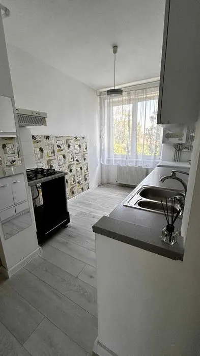 Apartament 2 camere renovat zona Tractorul - foto 3