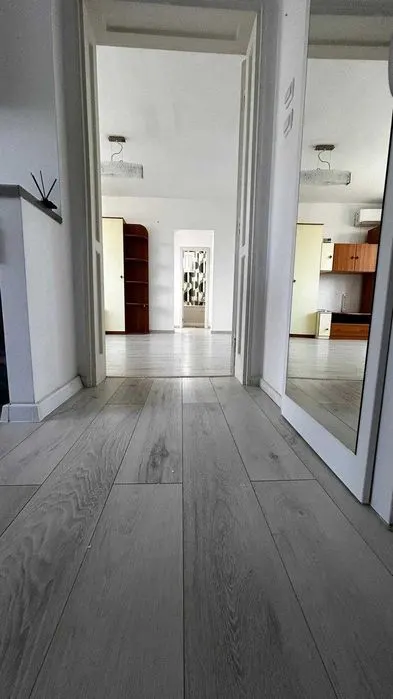 Apartament 2 camere renovat zona Tractorul - foto 6