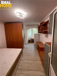Garsoniera Nicolina etaj 3/4 - Iasi