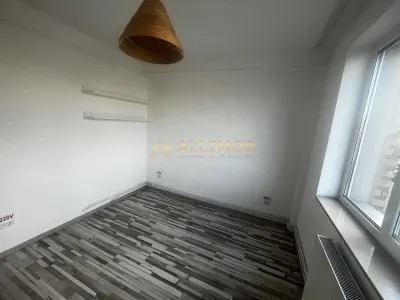 Apartament 3 camere nemobilat, in Ploiesti, zona ultracentrala - foto 4