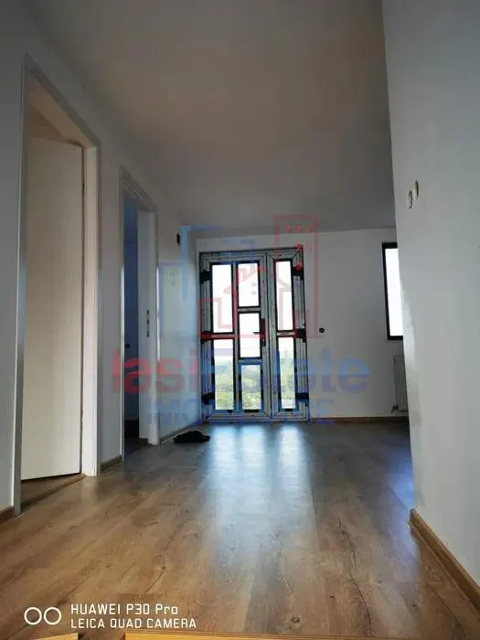 Vila la pret de apartament! Dumbrava  Vila P+M Su=120mp Teren 300mp toate utilitatile - foto 2