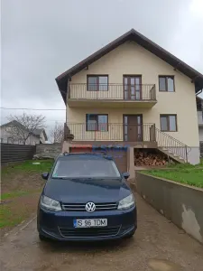 Vila la pret de apartament! Dumbrava  Vila P+M Su=120mp Teren 300mp toate utilitatile - foto 9