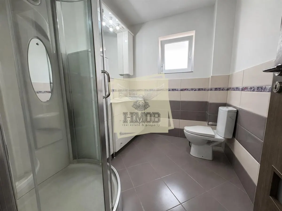 Apartament 3 camere terasa balcon si parcare zona Selimbar - foto 13