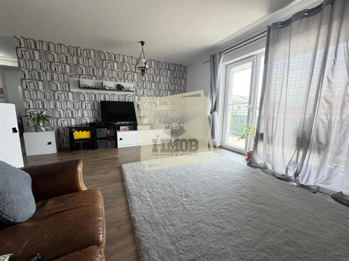 Apartament 3 camere terasa balcon si parcare zona Selimbar - foto 5