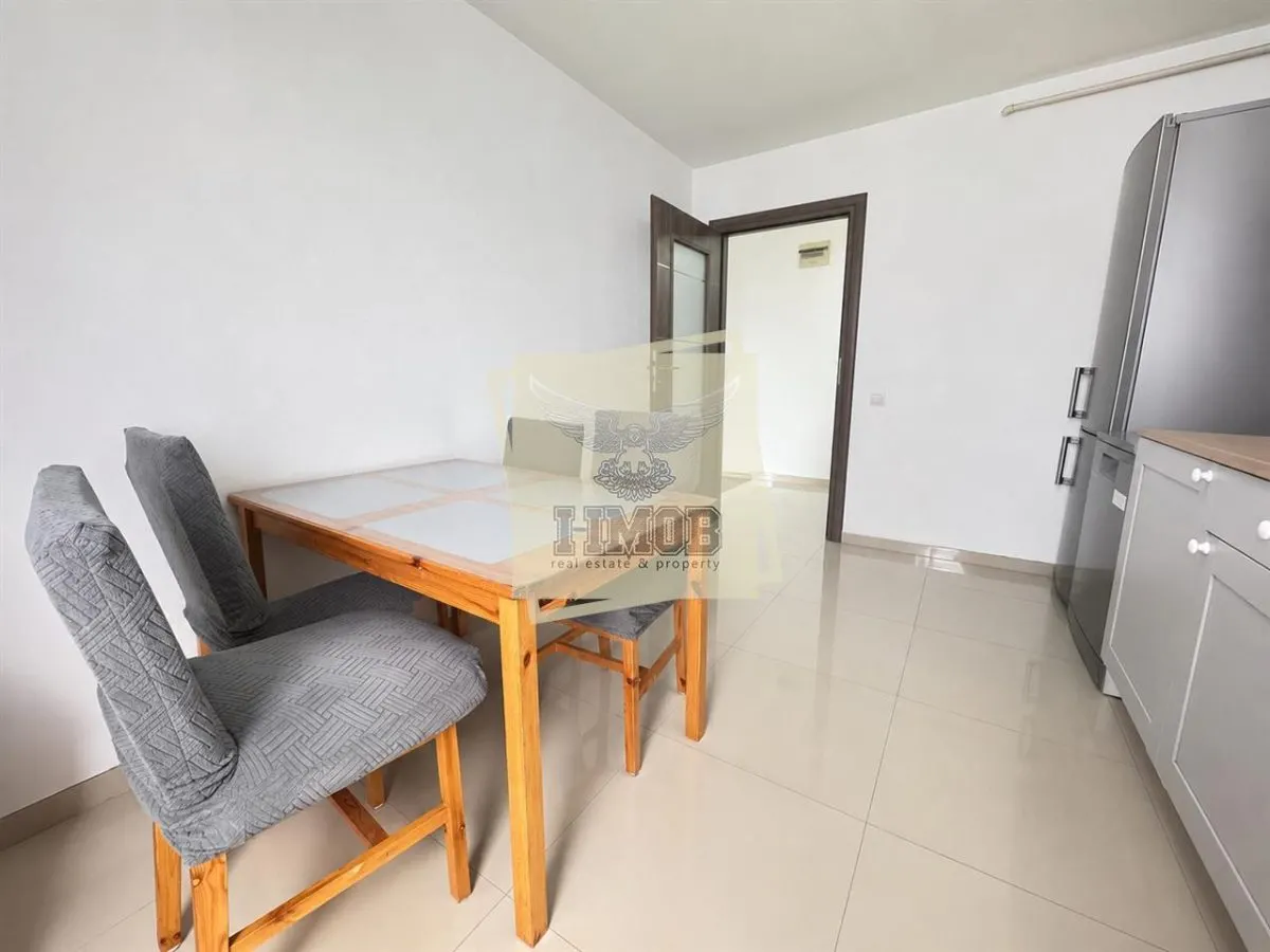 Apartament 3 camere terasa balcon si parcare zona Selimbar - foto 10