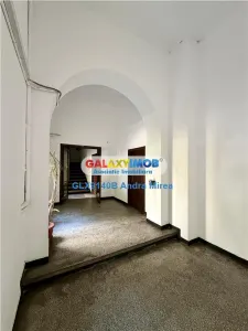 Inchirere apartament 2 camere Bd Basarabia Arena Nationala RENOVAT - foto 15