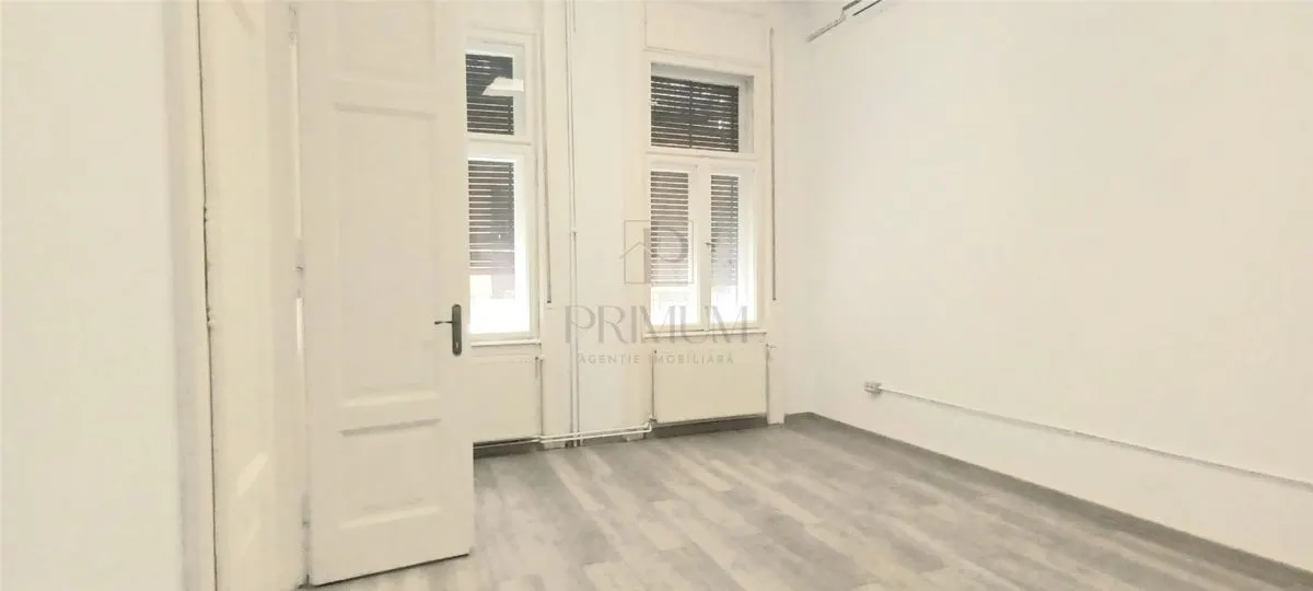 Spatiu birouri renovat nou, cladire istorica langa tribunal -  P - ta Unirii - foto 4