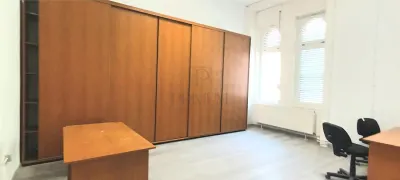 Spatiu birouri renovat nou, cladire istorica langa tribunal -  P - ta Unirii - foto 9