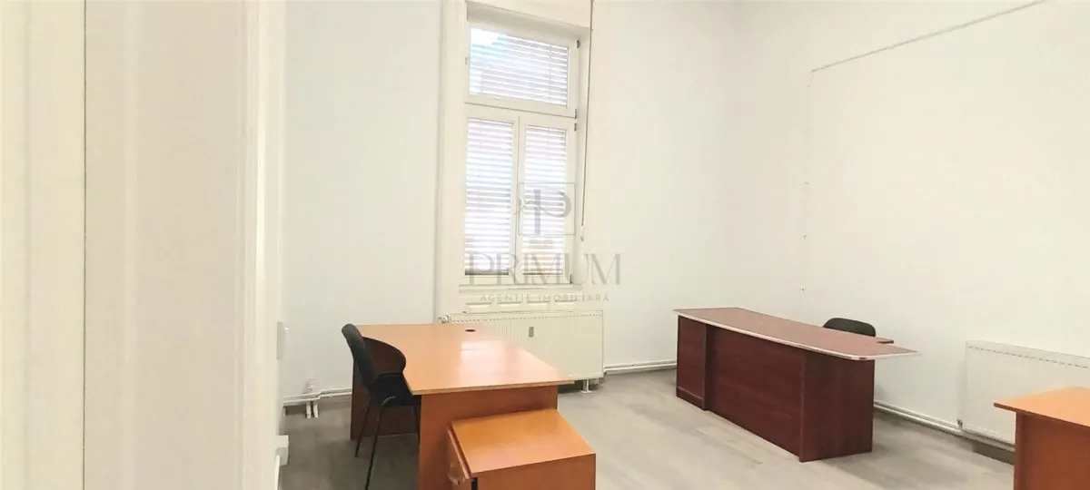 Spatiu birouri renovat nou, cladire istorica langa tribunal -  P - ta Unirii - foto 10