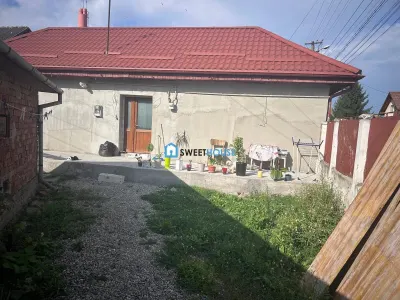 Casa la pret de apartament Str Cimpului - Fagaras